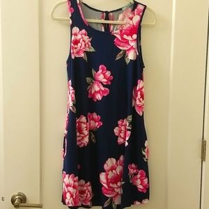 Floral shift dress